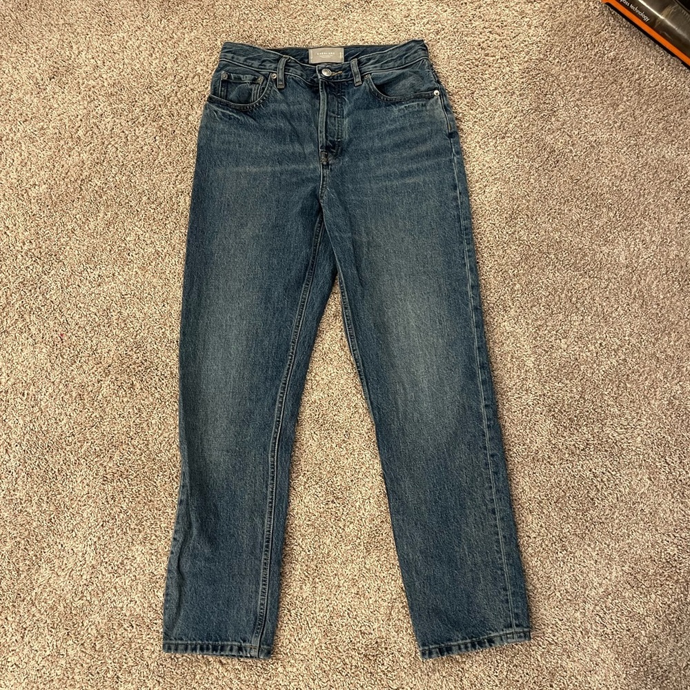 Everlane 90’s cheeky straight leg jeans